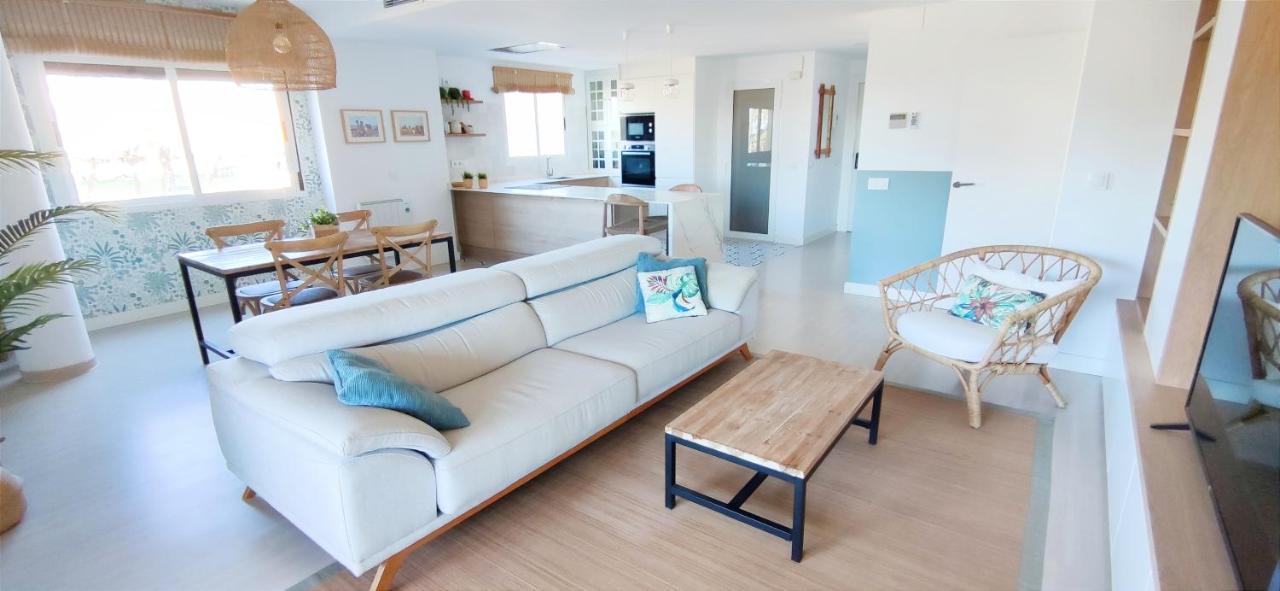 Apartamento Lagos Del Castillo By Denia Costa Ngoại thất bức ảnh