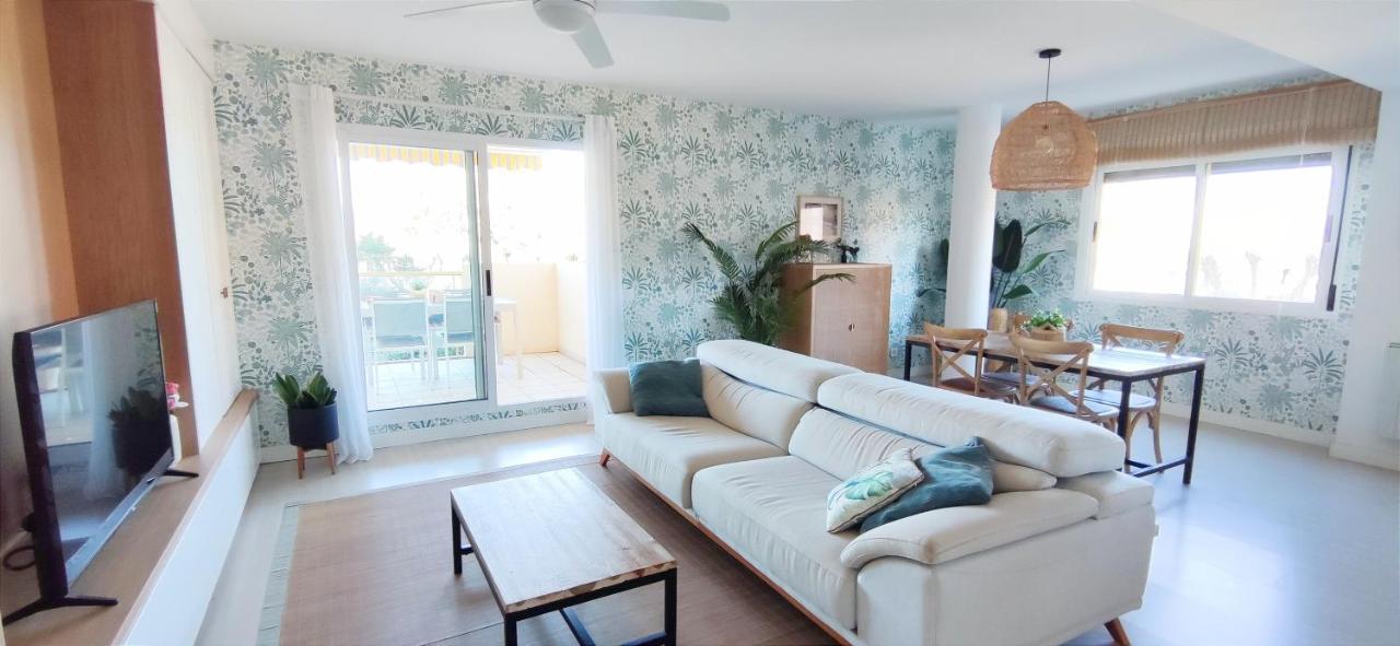 Apartamento Lagos Del Castillo By Denia Costa Ngoại thất bức ảnh