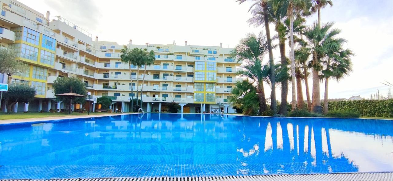 Apartamento Lagos Del Castillo By Denia Costa Ngoại thất bức ảnh